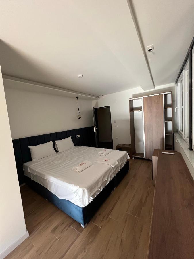 Kubi Hotel Struga Eksteriør billede